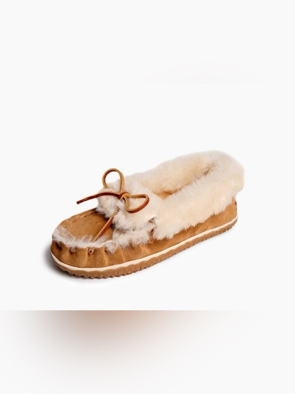 Minnetonka Women’s Ultimate Sheepskin Slipper Golden Tan Suede Moccasin Size 6